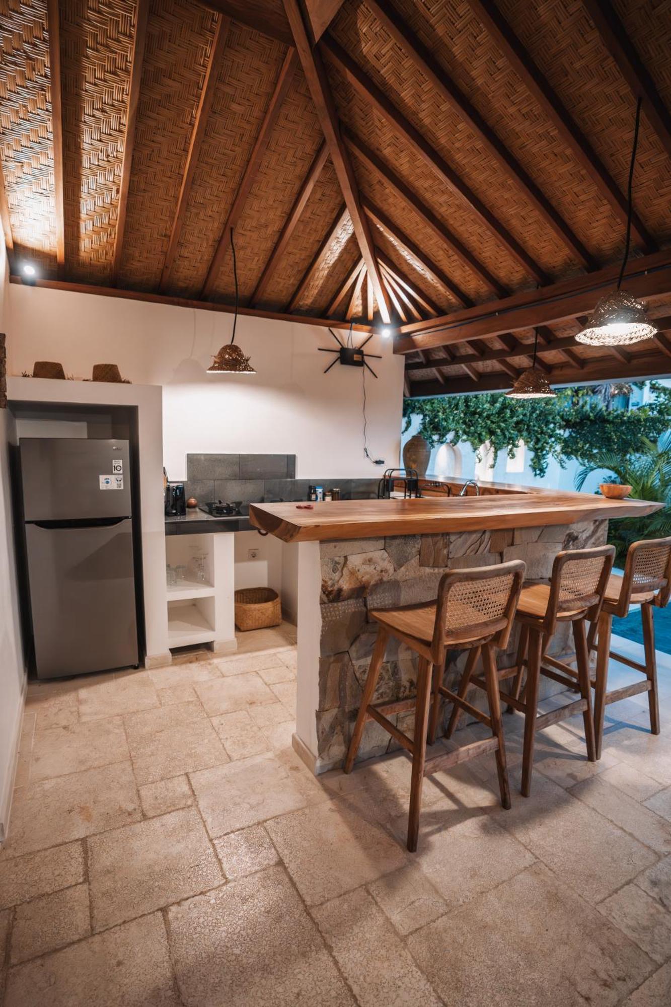 La Kreyiol Bed & Breakfast Uluwatu  Ngoại thất bức ảnh