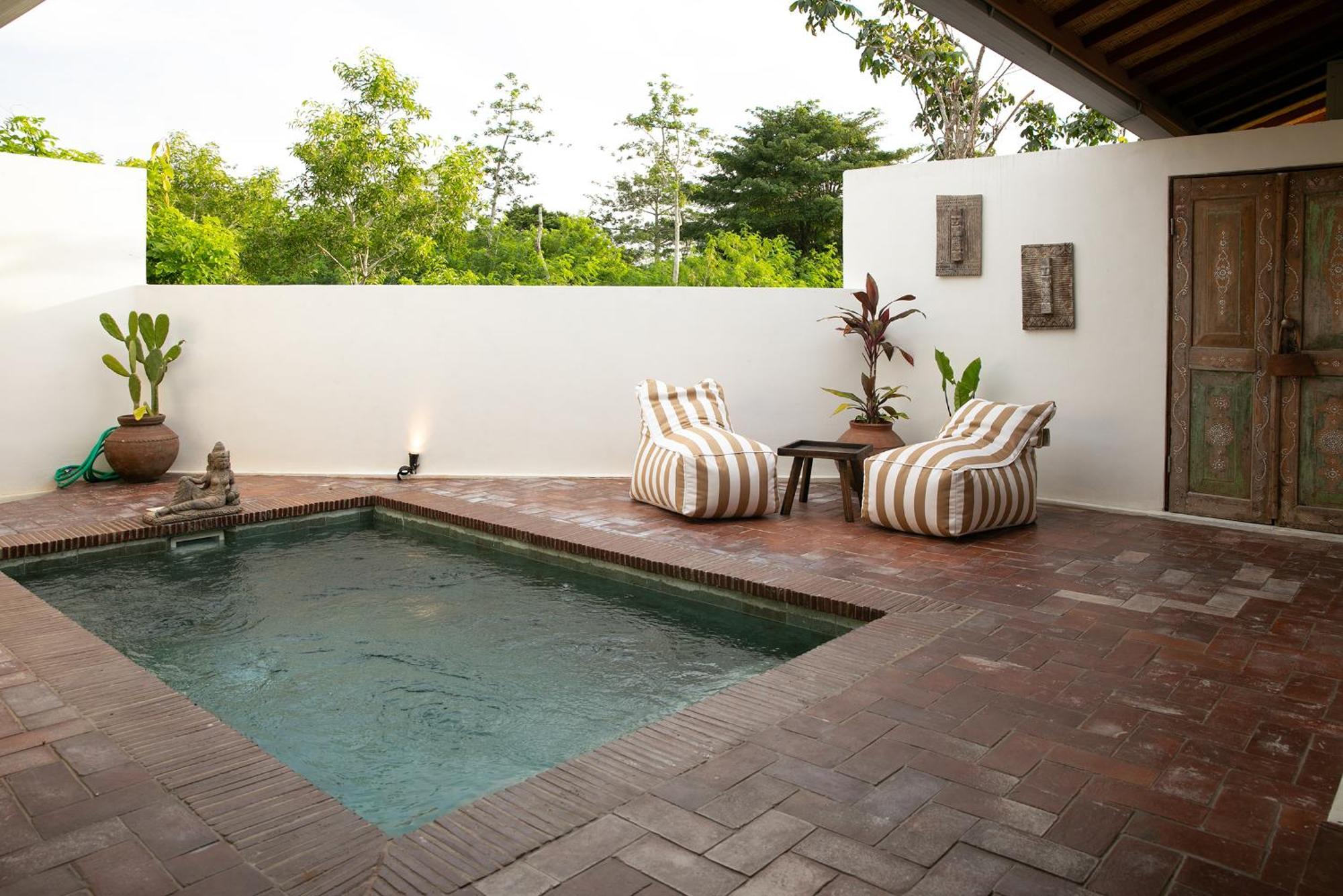 La Kreyiol Bed & Breakfast Uluwatu  Ngoại thất bức ảnh